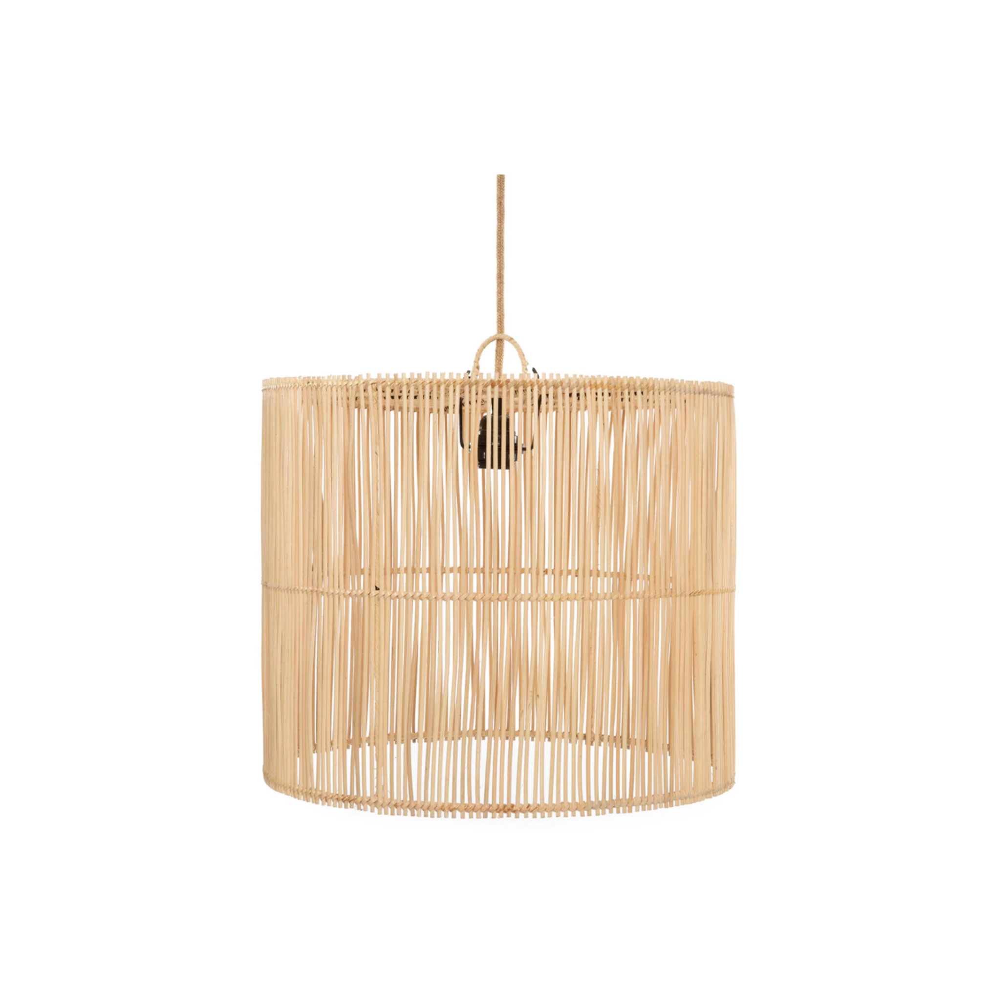 Modernā rustic pītā kārklu griestu lampa ar atvērtu kupolveida formu viesistabas centrā
