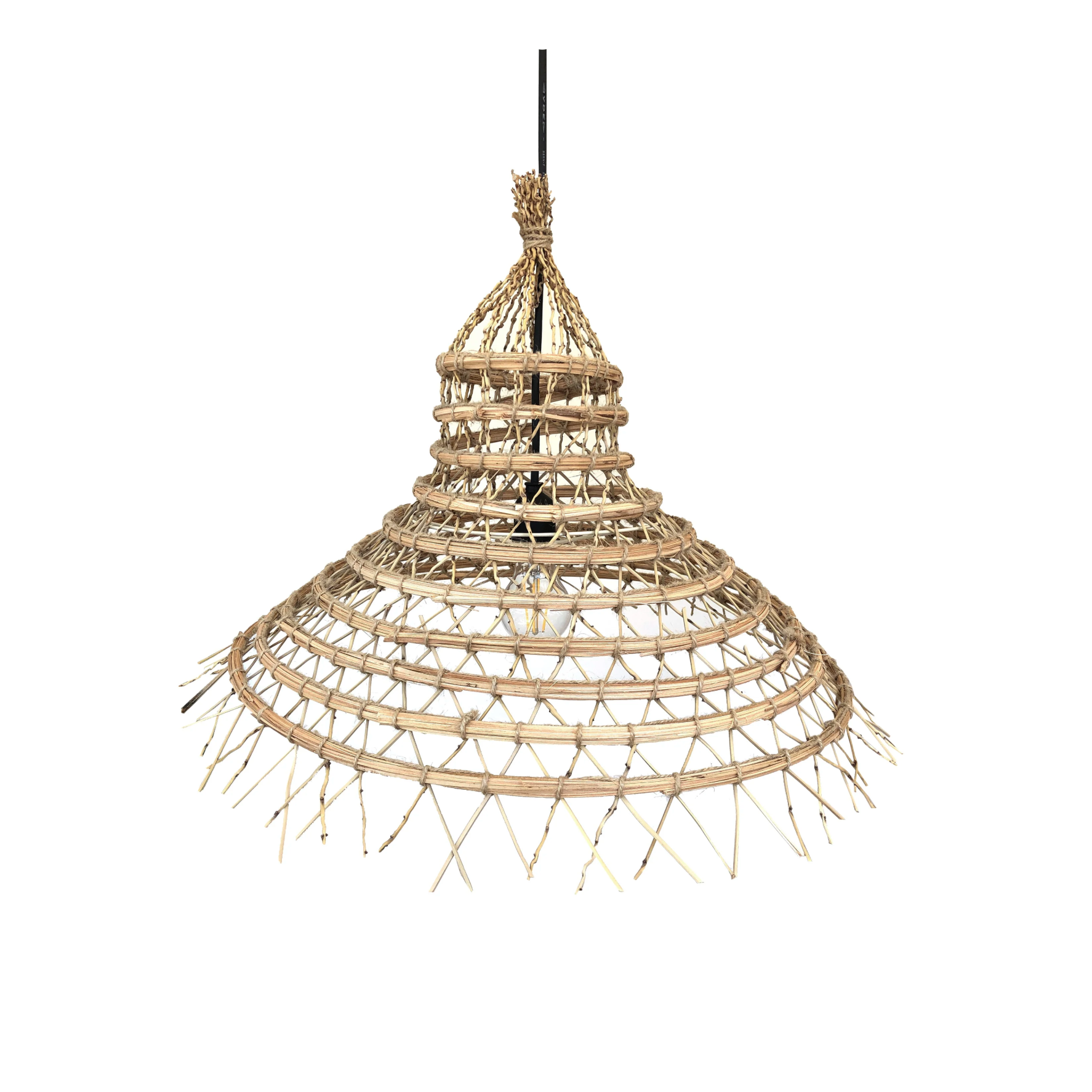 Pīta griestu lampa no niedrēm, koniska forma, eko dizains.